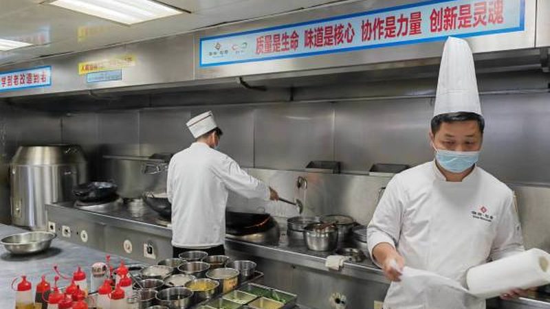 火锅底料，从原料到成品：揭秘传统做法与现代化工艺**