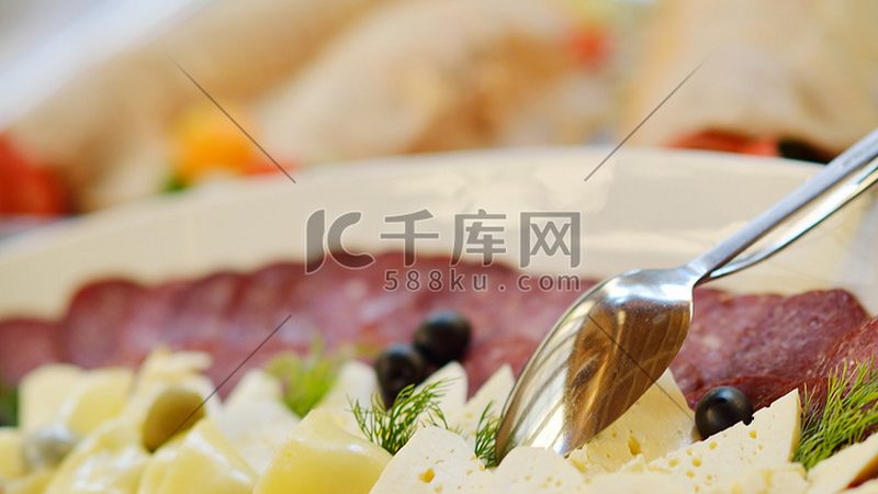 零食批发价格表2025：揭秘零食市场新趋势**
