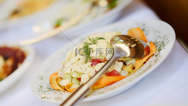 低脂膨化食品：健康与美味的平衡之道